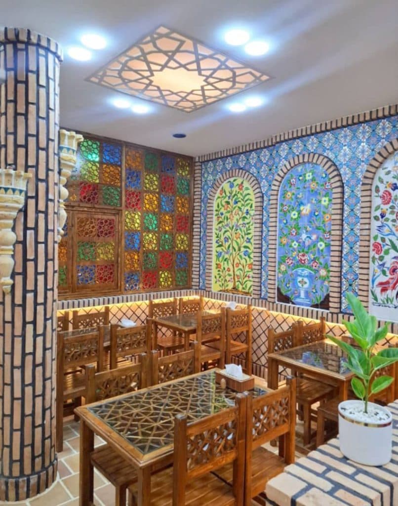 کافه رستوران سنتی جیران در نیشابور