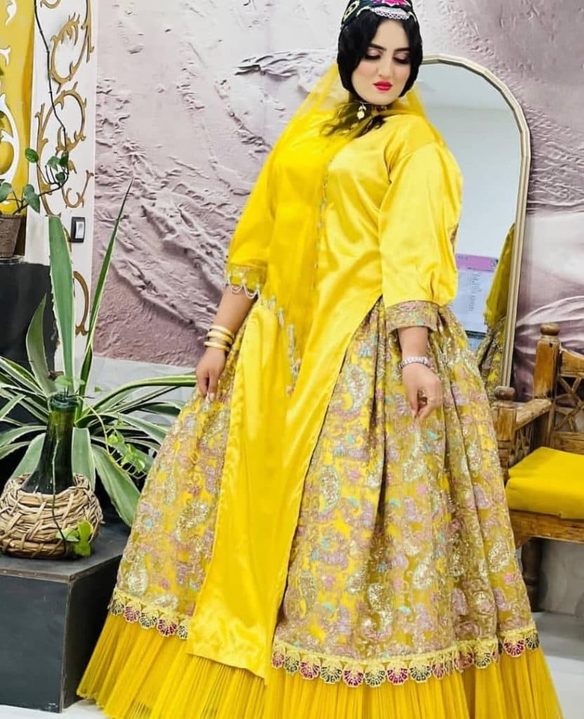 گالری لباس ترکی ابریشم در فیروزآباد