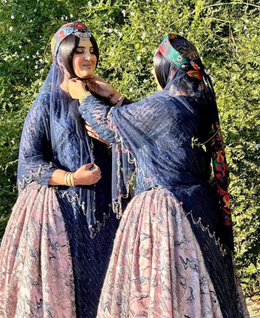 گالری لباس ترکی ابریشم در فیروزآباد