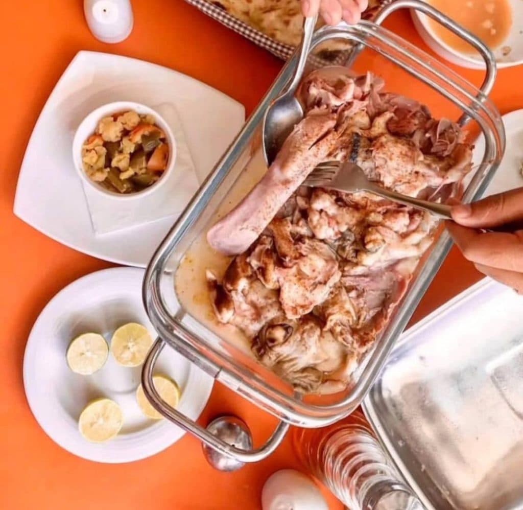 طباخی پنج ستاره نارنج در جاده فشم