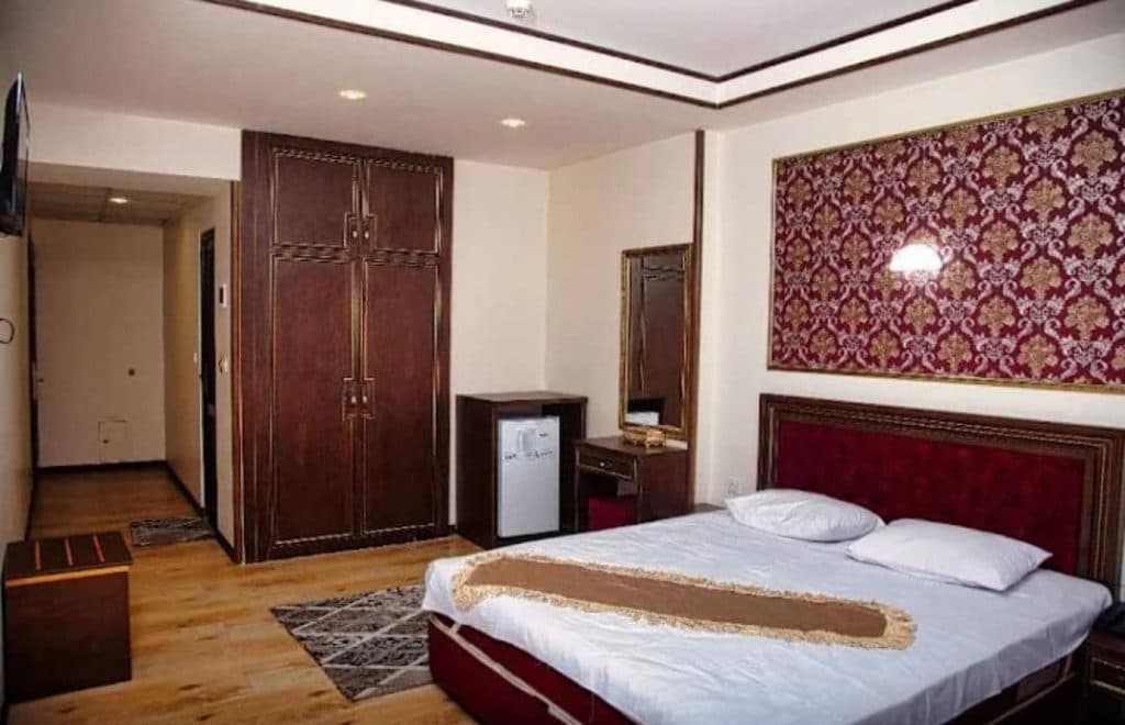 هتل آپارتمان انوش در مشهد