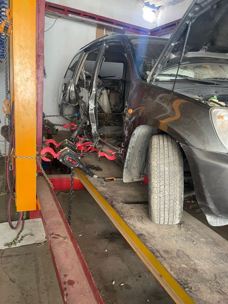 شاسی کشی خودرو کارلوکس برزویی در تهرانپارس تهران