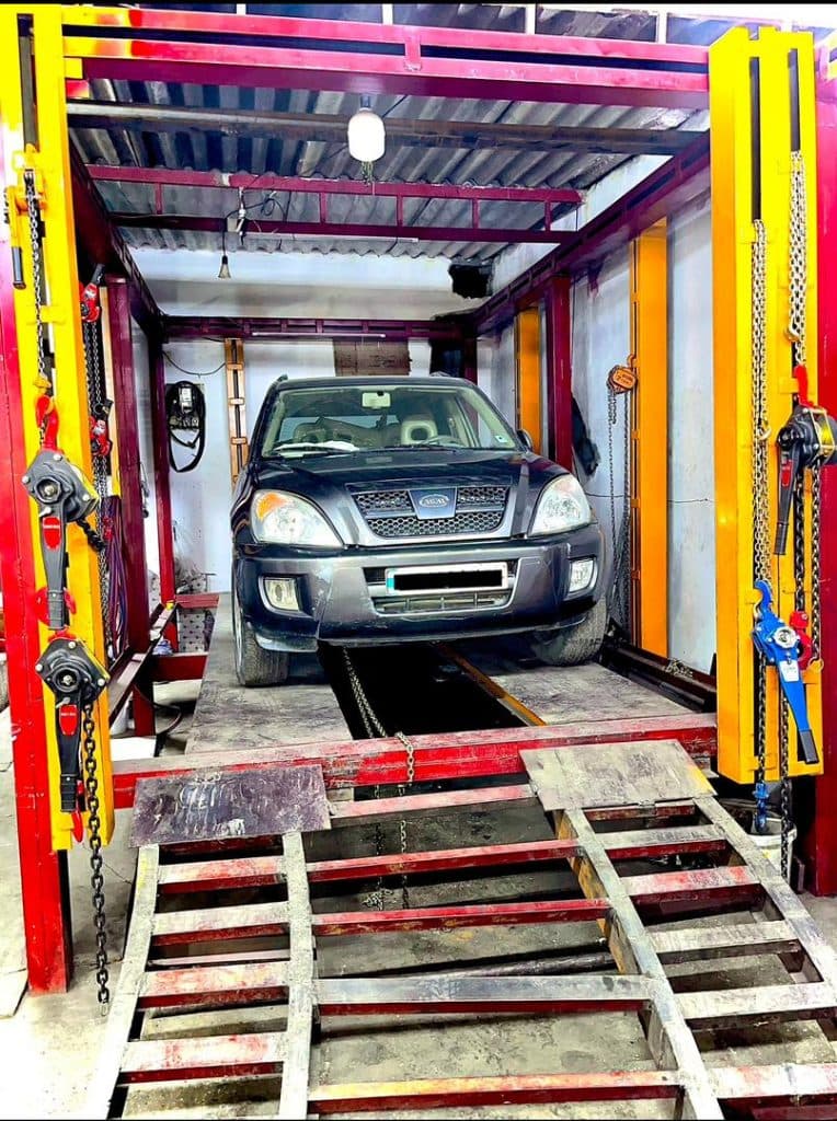 شاسی کشی خودرو کارلوکس برزویی در تهرانپارس تهران