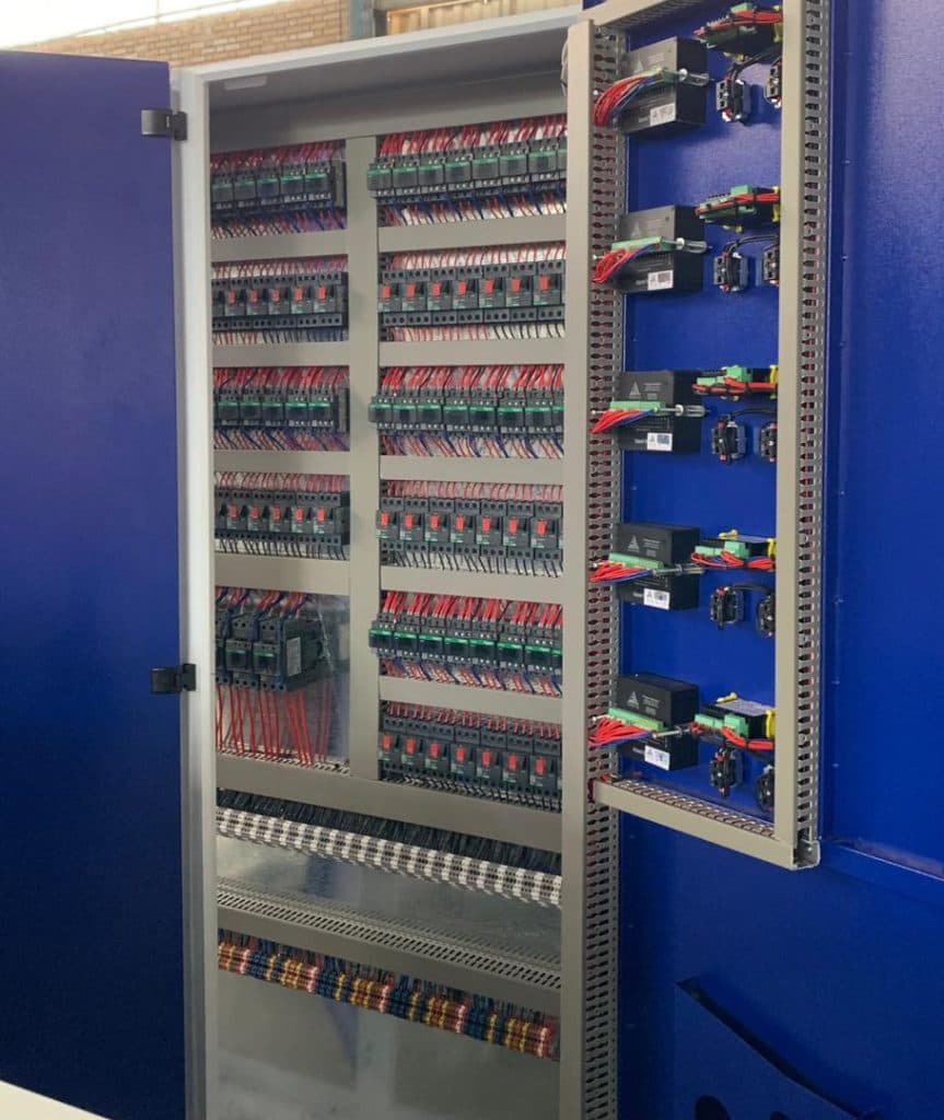 ساخت نصب سردخانه صنعتی برودت سازان رهام در خرم آباد