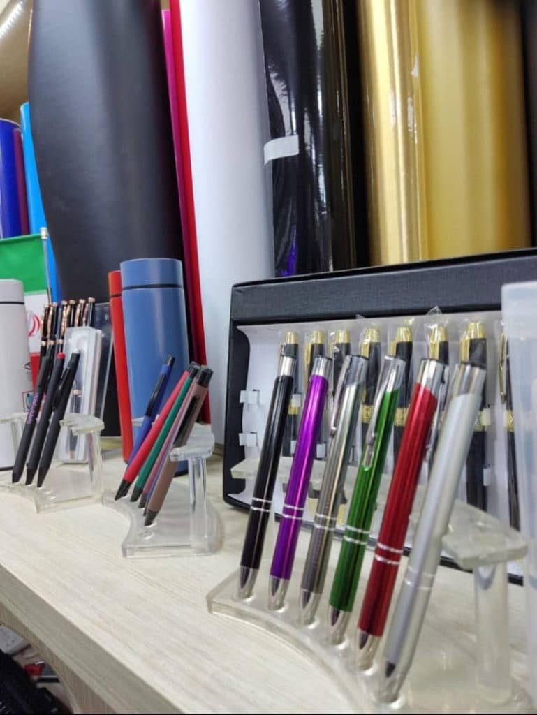 خدمات چاپ پارچه و پرچم مناسبتی شیرانی در خمینی شهر