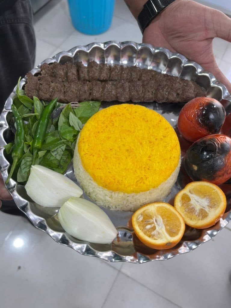 مجموعه غذایی دالاهو در بندرعباس