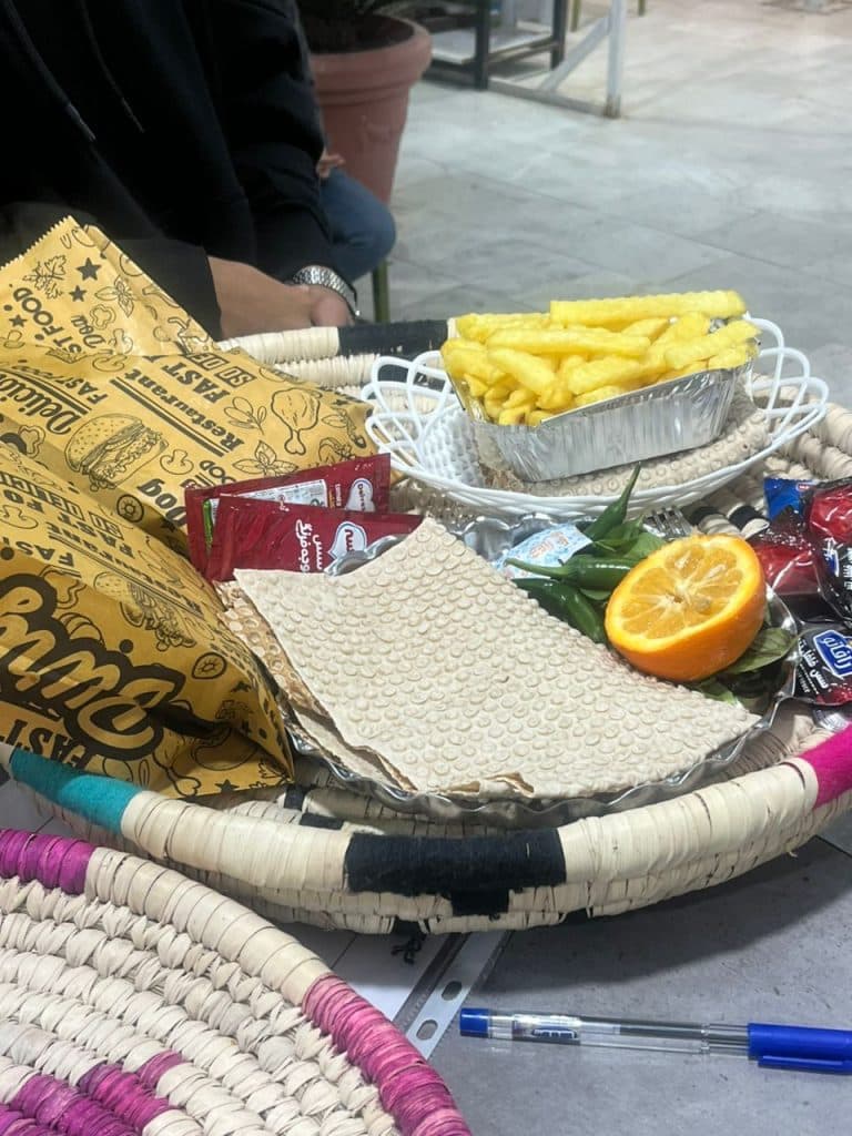 مجموعه غذایی دالاهو در بندرعباس