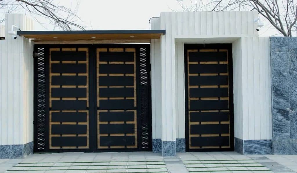 تولید درب ضدسرقت چوبی و فلزی نوآوران متحد قم