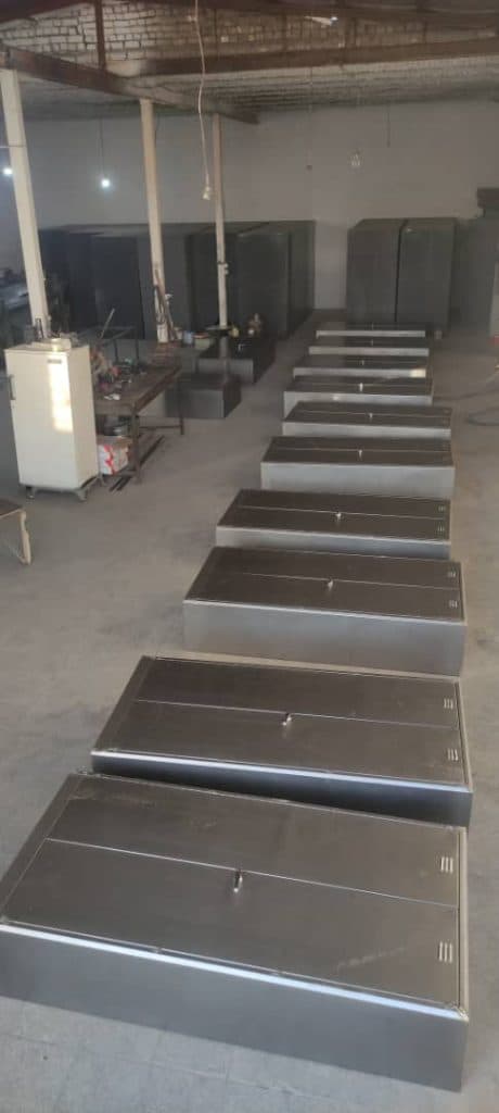 کارگاه تولیدی کمد فلزی بایگانی دو درب مسعود در اصفهان