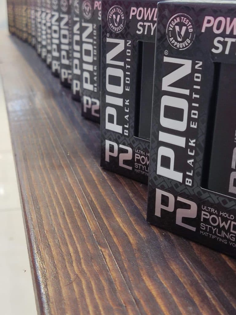 فروش و پخش لوازم آرایشی مردانه ام کی MK در شاهد قم