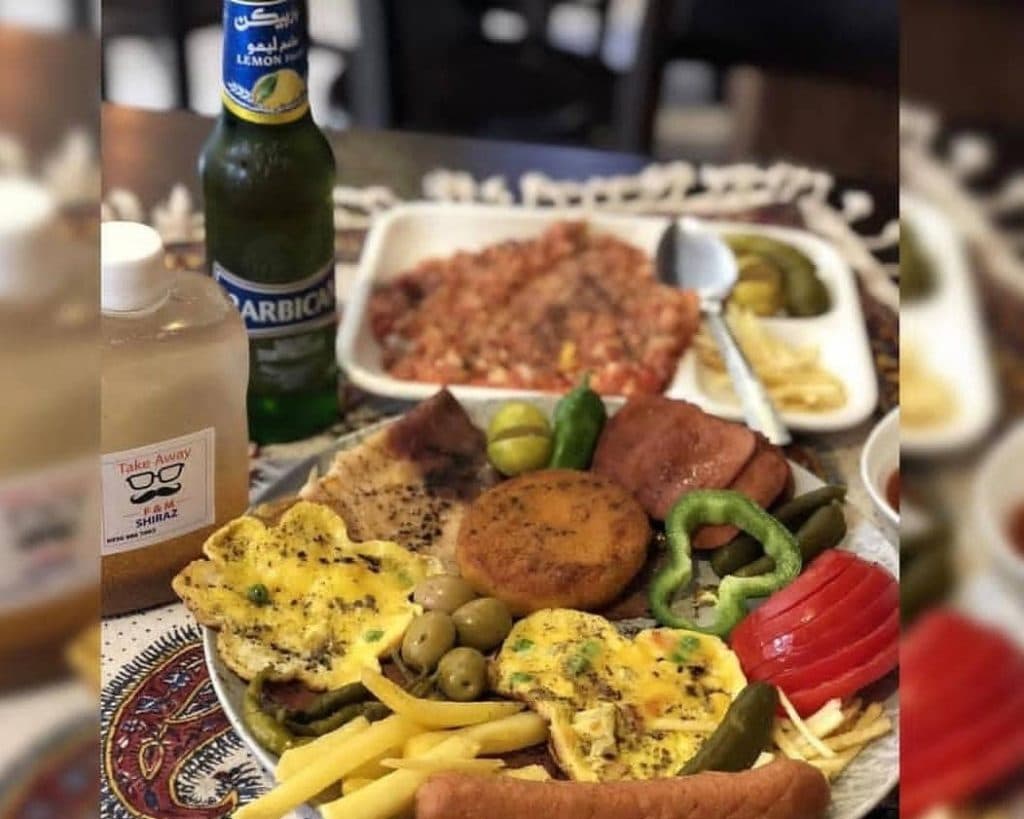 کافه رستوران ناب کلاب در زیتون کارمندی اهواز