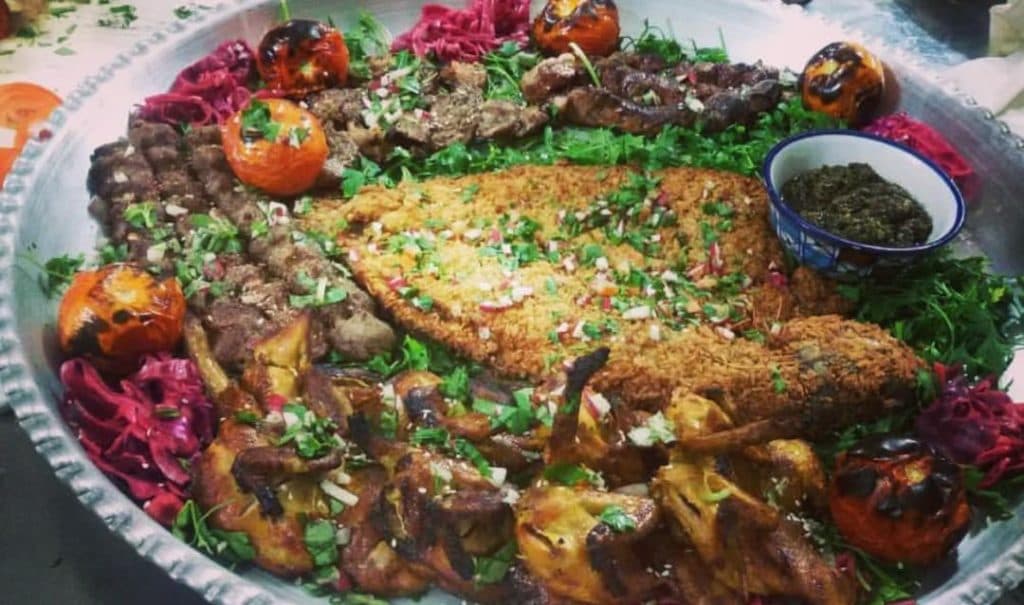 باغ رستوران تخت جمشید در دهاقان