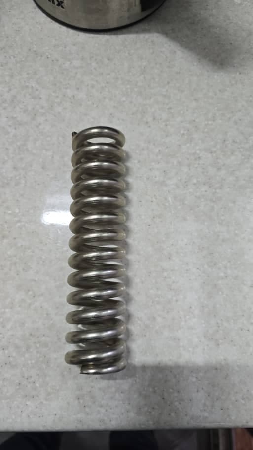 تولید فروش فنر صنعتی آژند فنر پارتاک پاسارگاد اصفهان