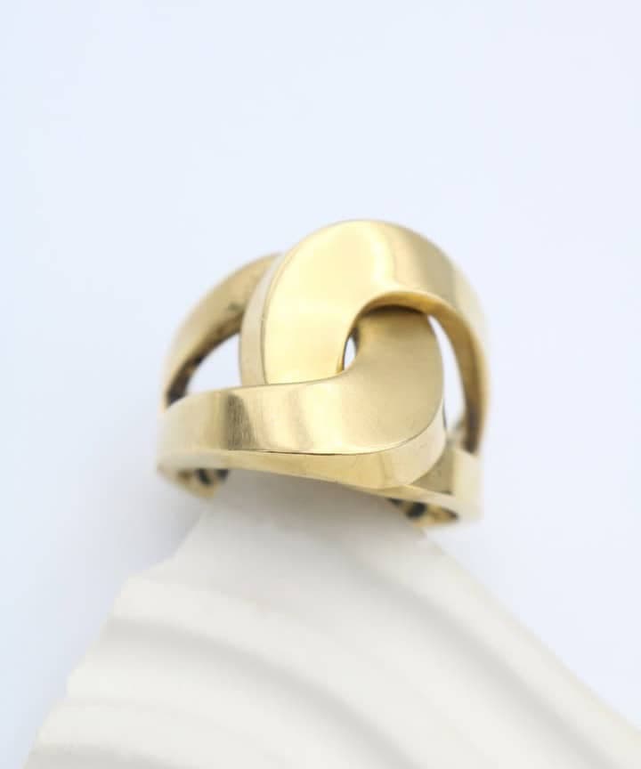 گالری طلا و جواهرات سادات در تجریش تهران