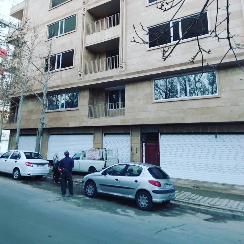 کارگاه تولید درب و پنجره upvc سامیار در ملایر