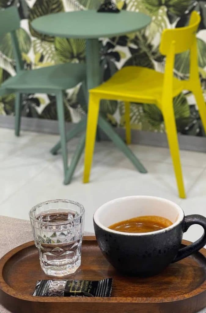 کافه بستنی شار در مریوان