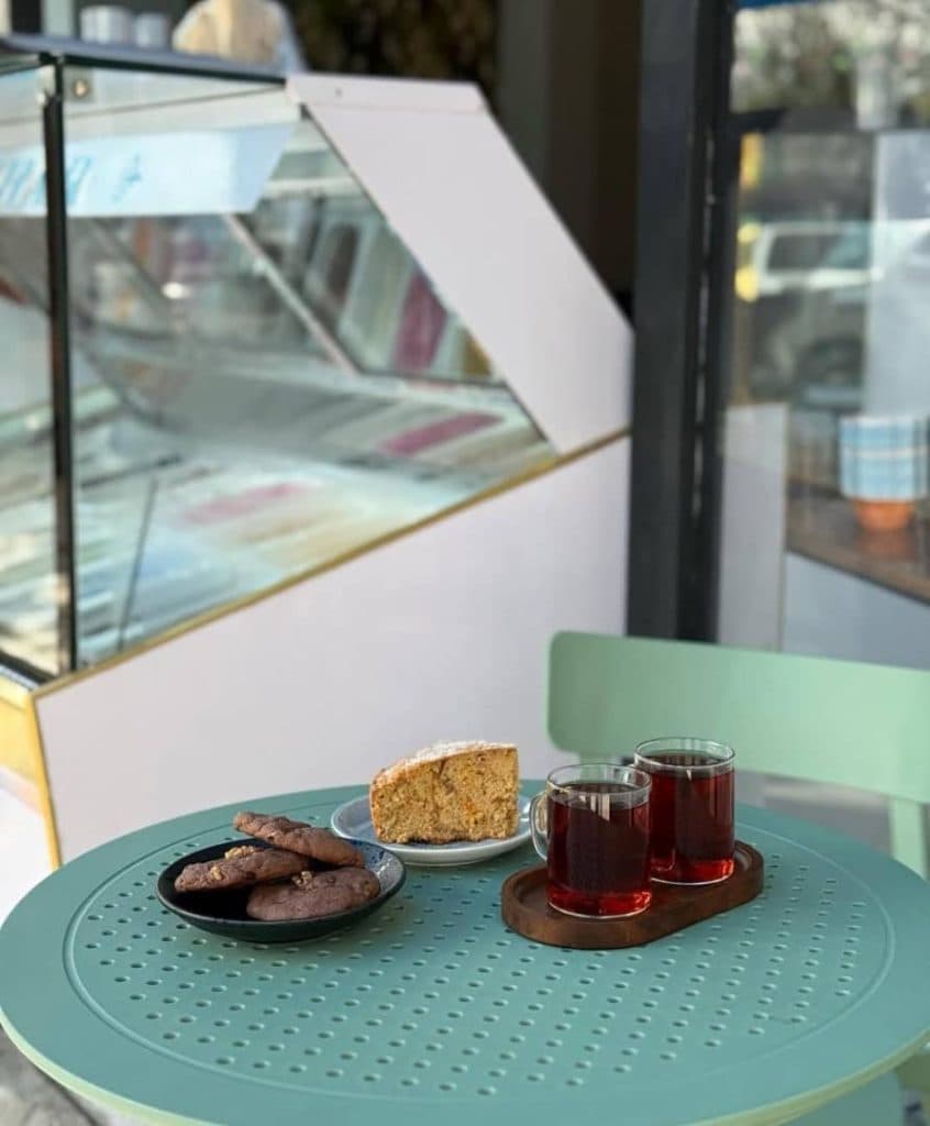 کافه بستنی شار در مریوان