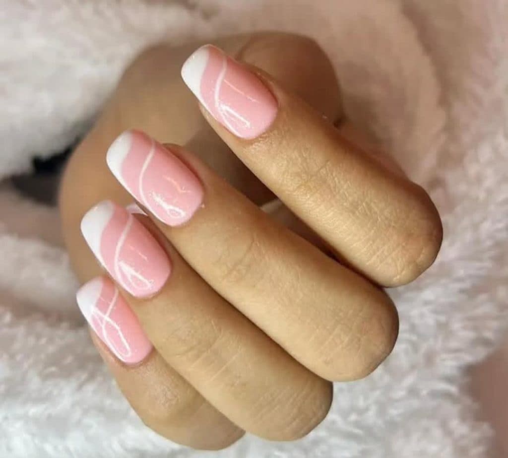 سالن زیبایی شیرین بانو در باغ فیض تهران