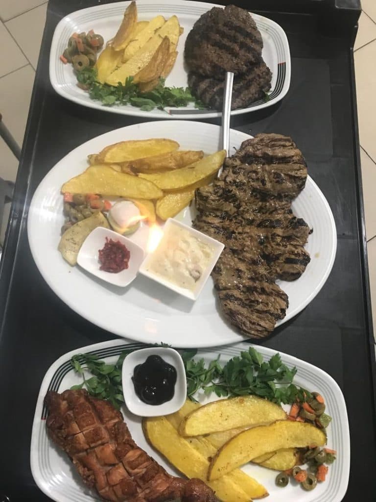 خانه استیک تجار در احمد گوراب رشت