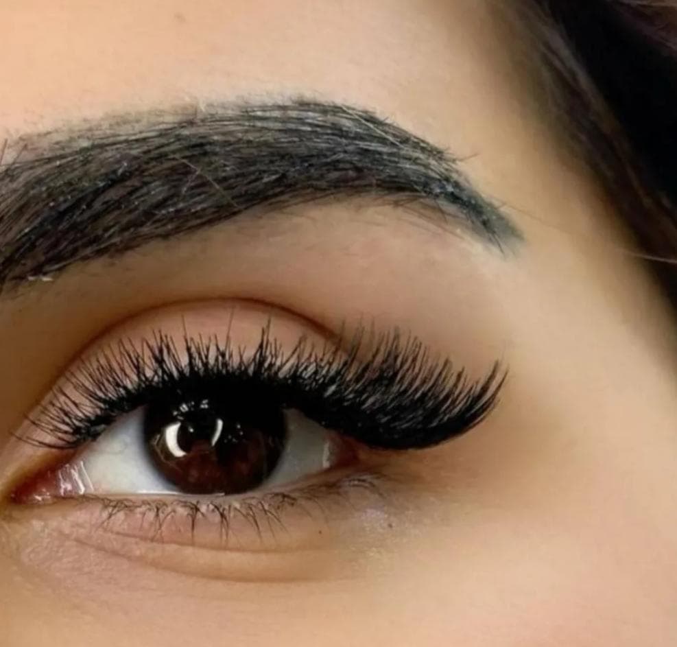 سالن زیبایی زهره عباسی در بلوار نصر غربی شیراز