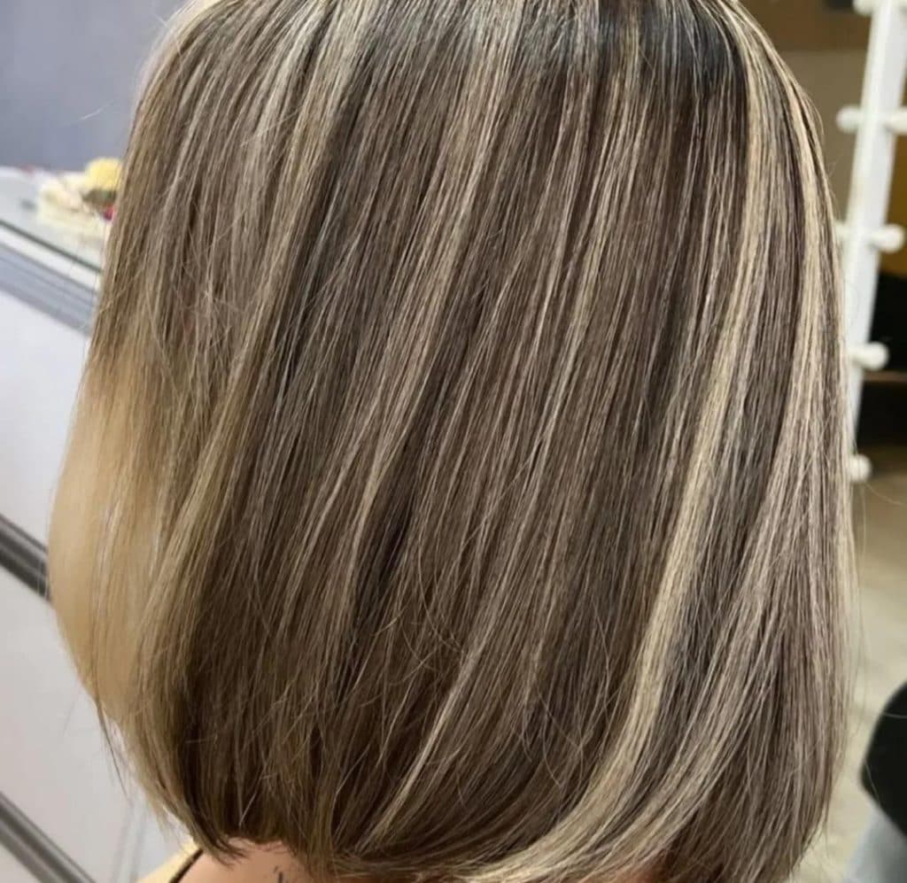 سالن زیبایی زهره عباسی در بلوار نصر غربی شیراز