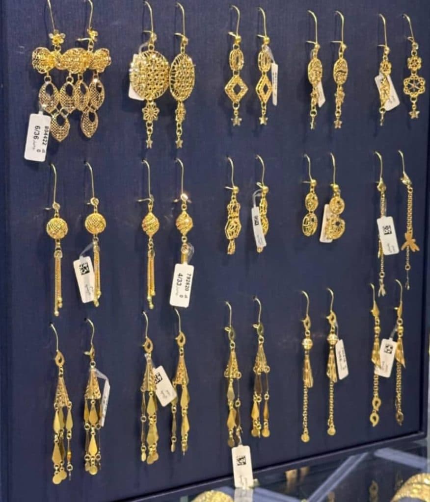 طلا فروشی باستان در چهارراه مرادی بندرعباس