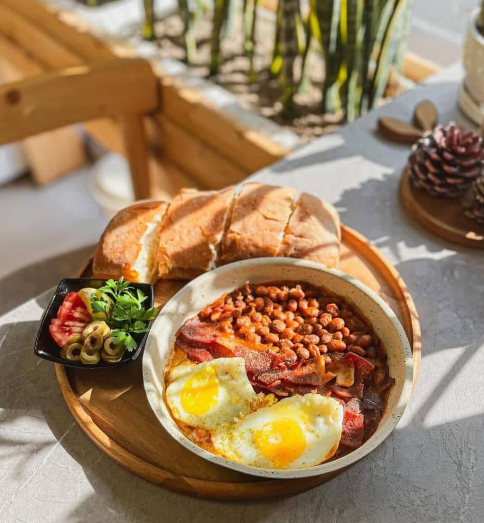 کافه رستوران چکو در شهید رجایی بهشهر