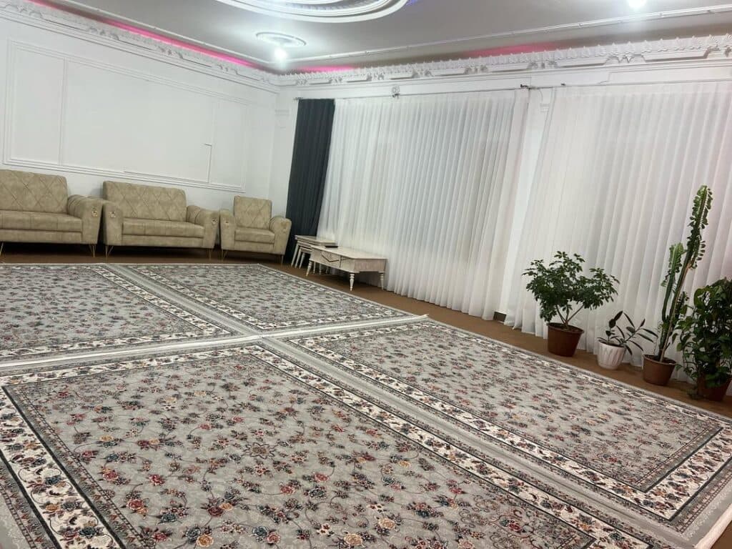 اجاره روزانه اقامتگاه مبله بهرامی اورامان تخت مریوان