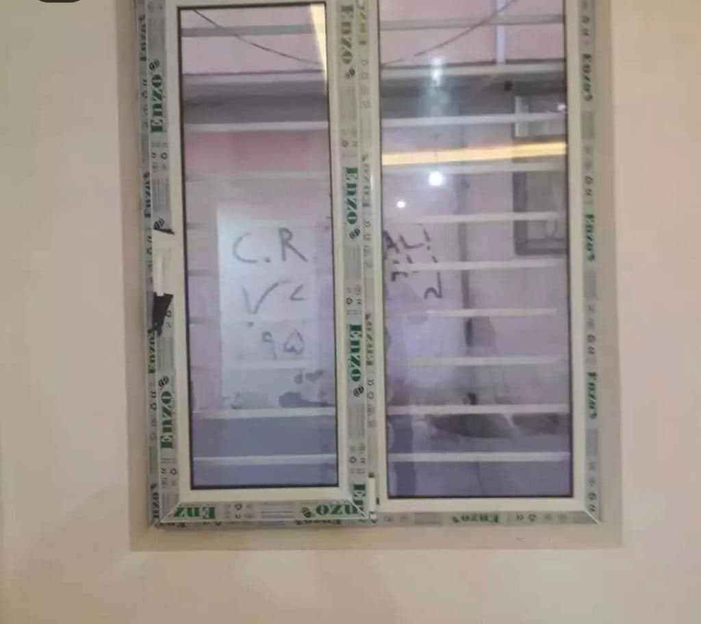 درب و پنجره دوجداره ایده صنعت پویا در اراک