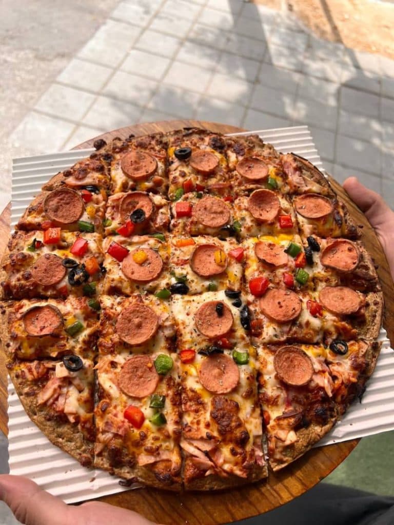 فست فود حس خوب احسان کرد در ساوه