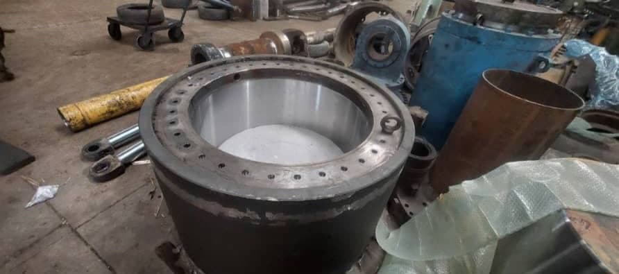 خدمات آبکاری کروم سخت قطعات صنعتی سیلاوی در یزد