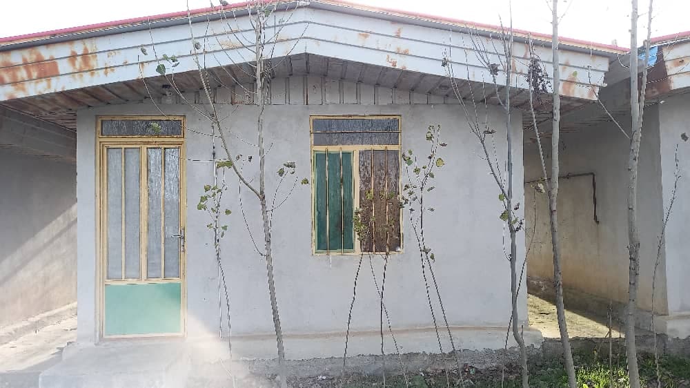 مجتمع کمپ گردشگری اقامتی خاکپور قلعه برزند در گرمی