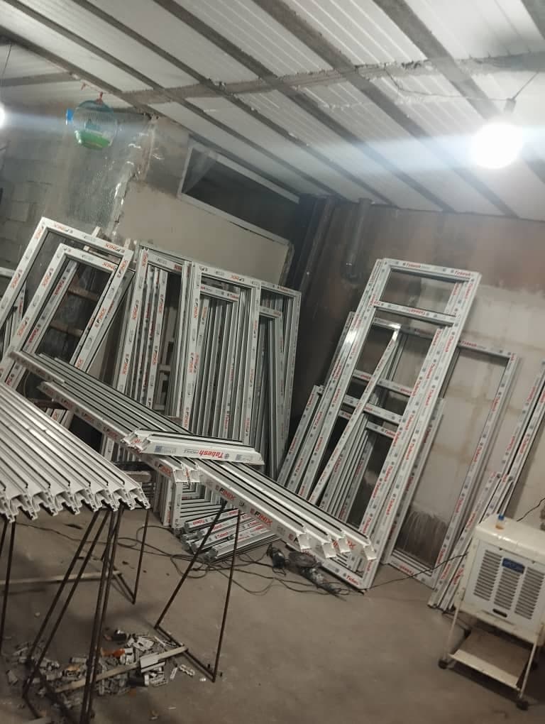 ساخت درب و پنجره دوجداره یو پی وی سی upvc در تبریز