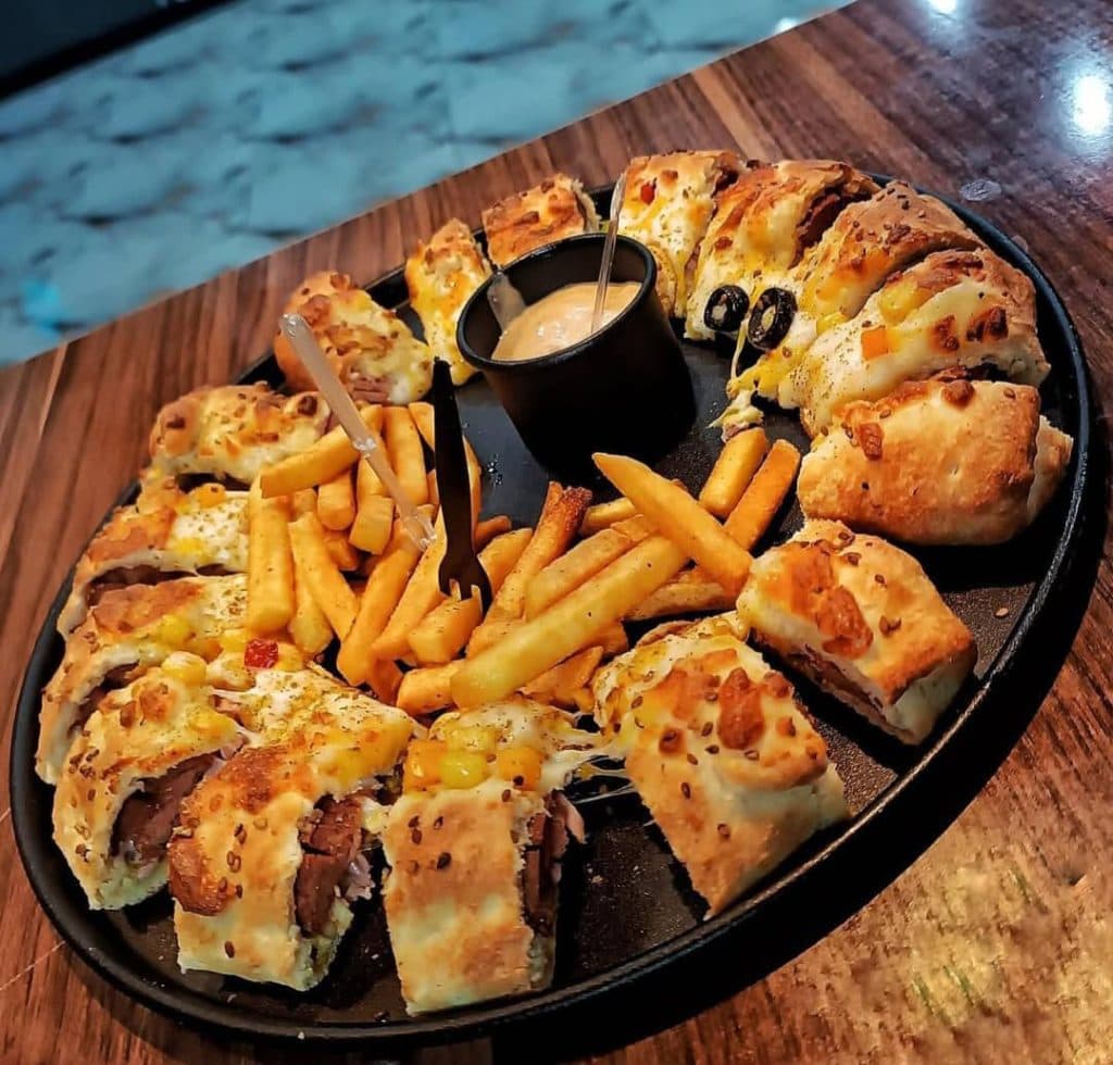 کافه رستوران ایتالیایی میلان در لردگان