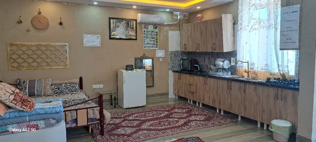 اقامتگاه بومگردی باغ گیلاس در آشخانه