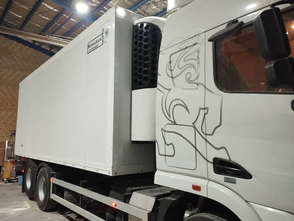 تولید فروش یخچالهای کامیون و کامیونت برنا سرد سپاهان کاظمی در اصفهان