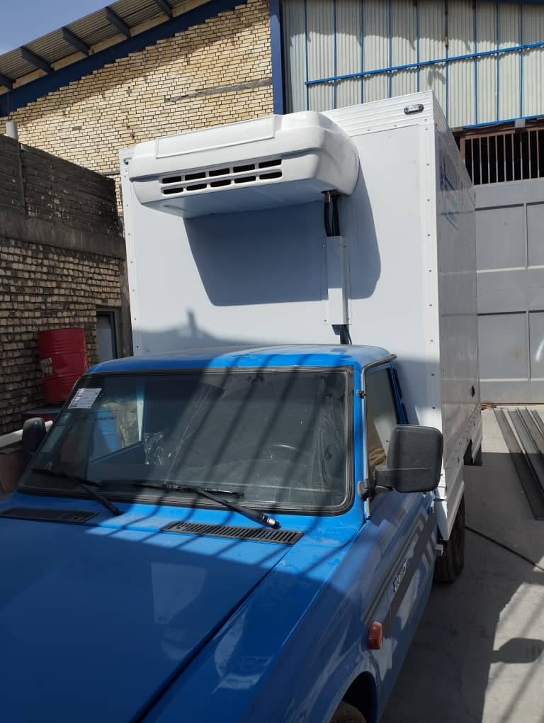 تولید فروش یخچالهای کامیون و کامیونت برنا سرد سپاهان کاظمی در اصفهان