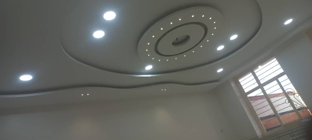 طراحی و اجرای نورپردازی نمای ساختمان و چراغ خطی جعفرپور در لار فارس