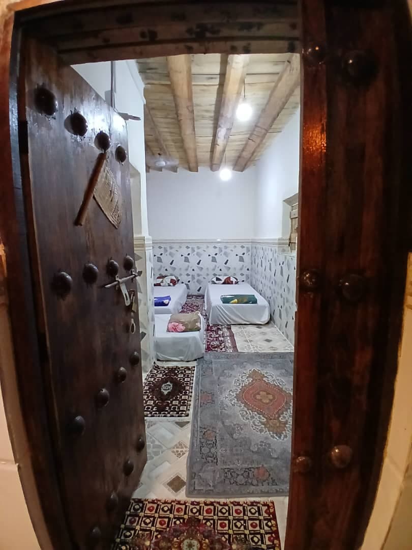 اقامتگاه بومگردی الهه نمک در جزیره هرمز