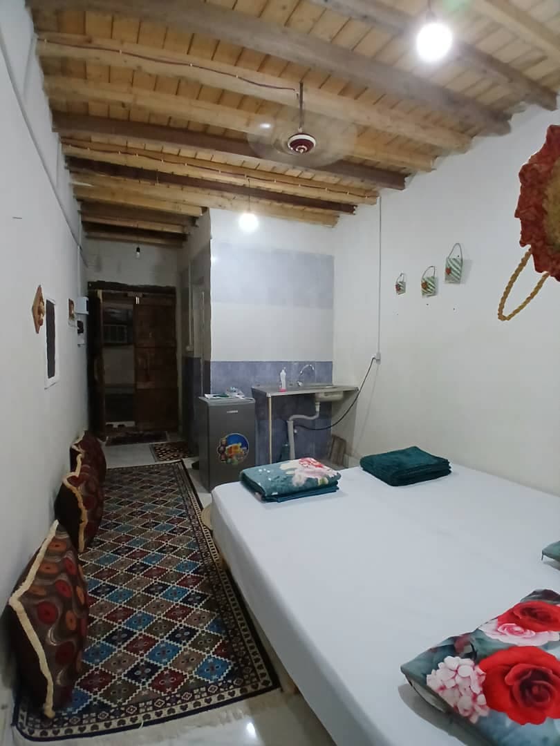 اقامتگاه بومگردی الهه نمک در جزیره هرمز