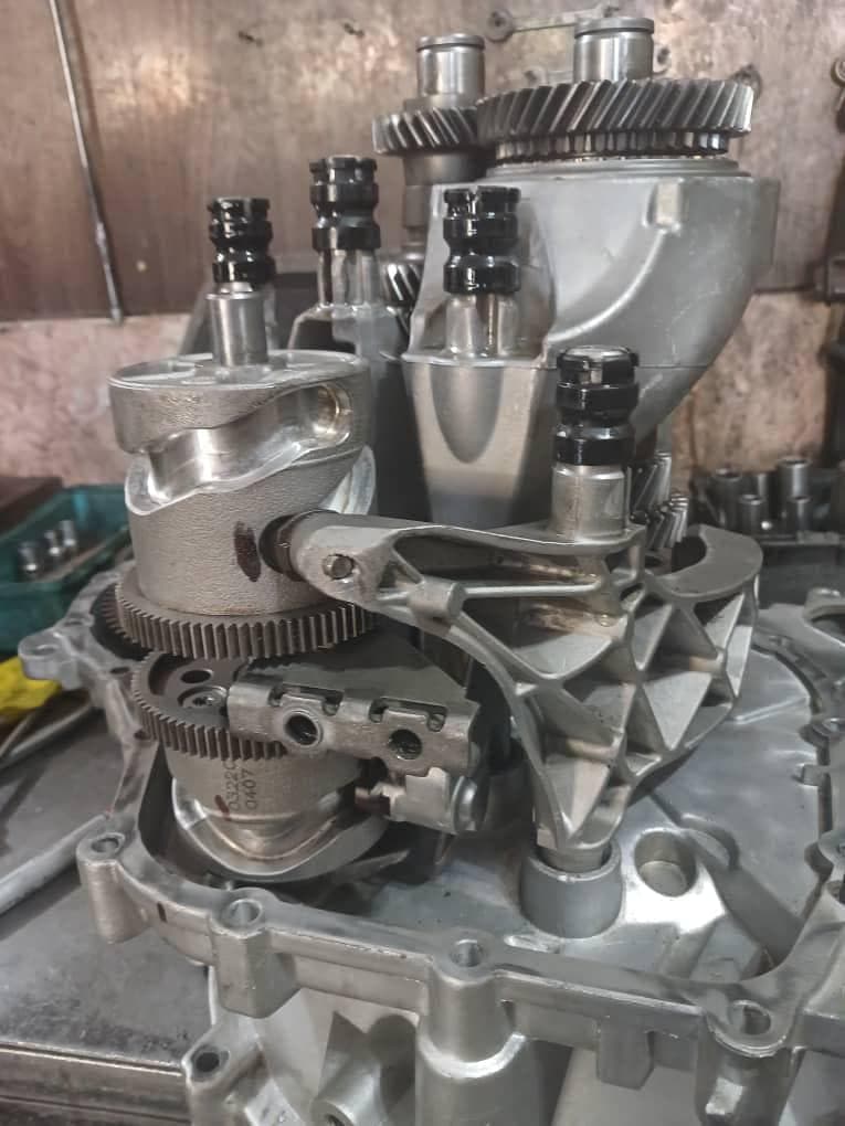 تعمیرگاه تخصصی گیربکس اتوماتیک خودرو گشتاور به مدیریت مهدی پاکدل در شرق تهران