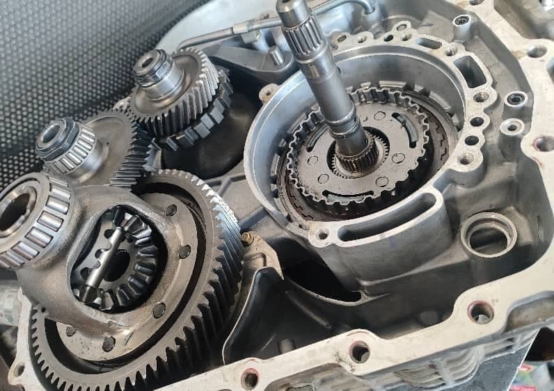 تعمیرگاه تخصصی گیربکس اتوماتیک خودرو گشتاور به مدیریت مهدی پاکدل در شرق تهران