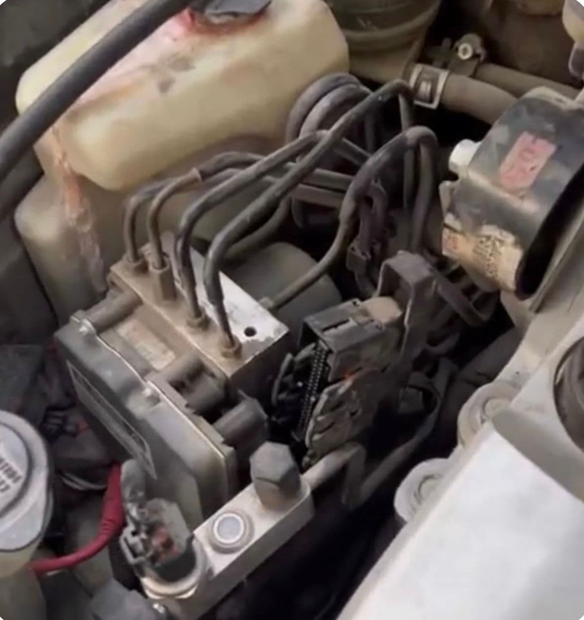 تعمیر و فروش ای بی اس و ترمز دستی برقی جلالی در شاهرود