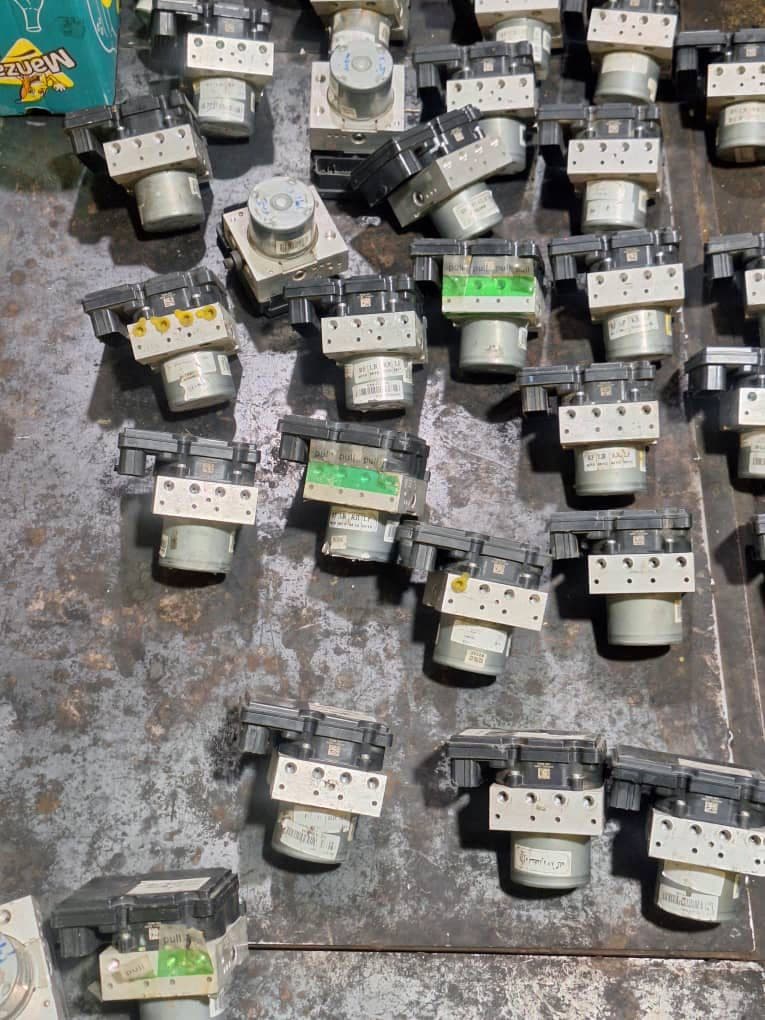 تعمیر و فروش ای بی اس و ترمز دستی برقی جلالی در فریدونکنار