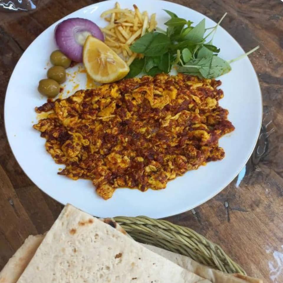 صبحانه خوری و غذاخوری گندم در خرم آباد تنکابن