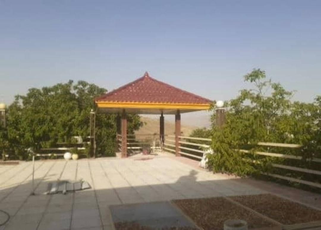 اجرای سقف شیروانی زندی در سنندج