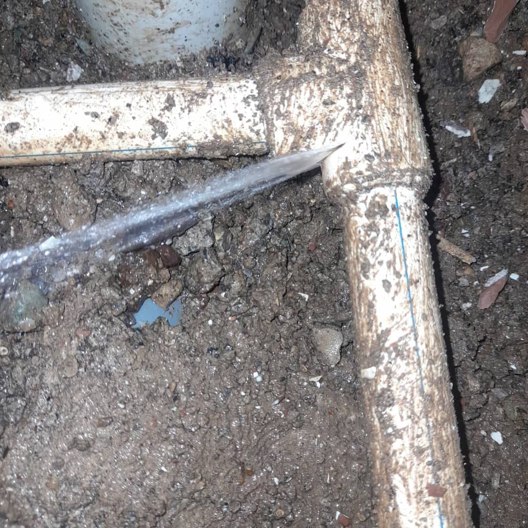 نشت یابی انواع لوله های آب و پکیج در رشت