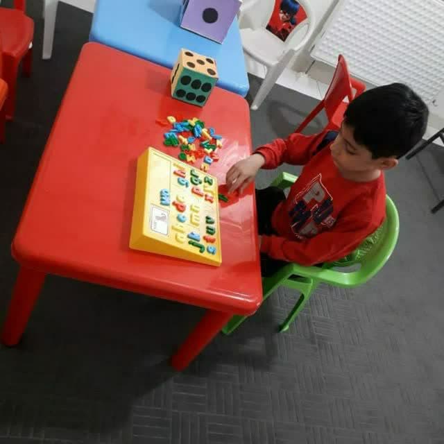 آموزشگاه زبان نصیر در کرمان