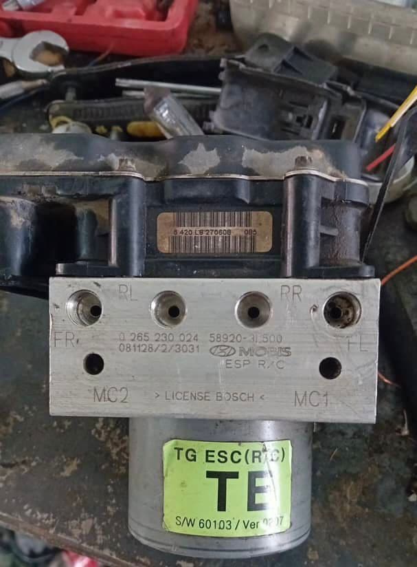 تعمیر و فروش ای بی اس و ترمز دستی برقی جلالی در کلاله