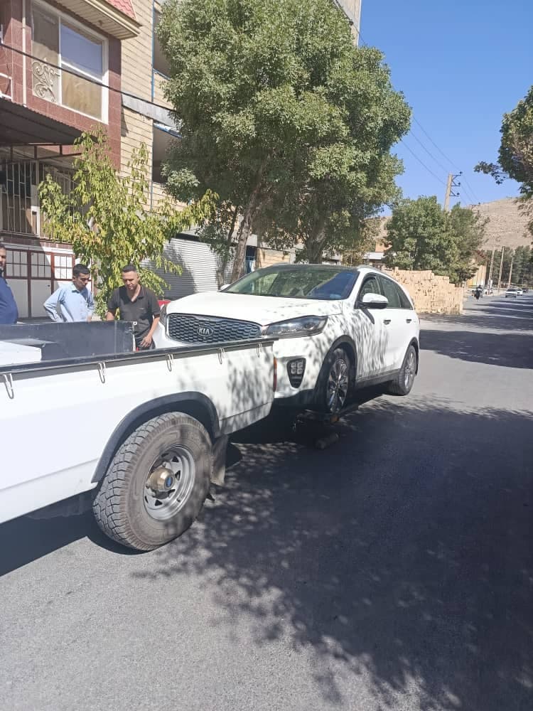یدک کش امداد خودرو و خودروبر هاشمی در اسلام آباد غرب کرمانشاه